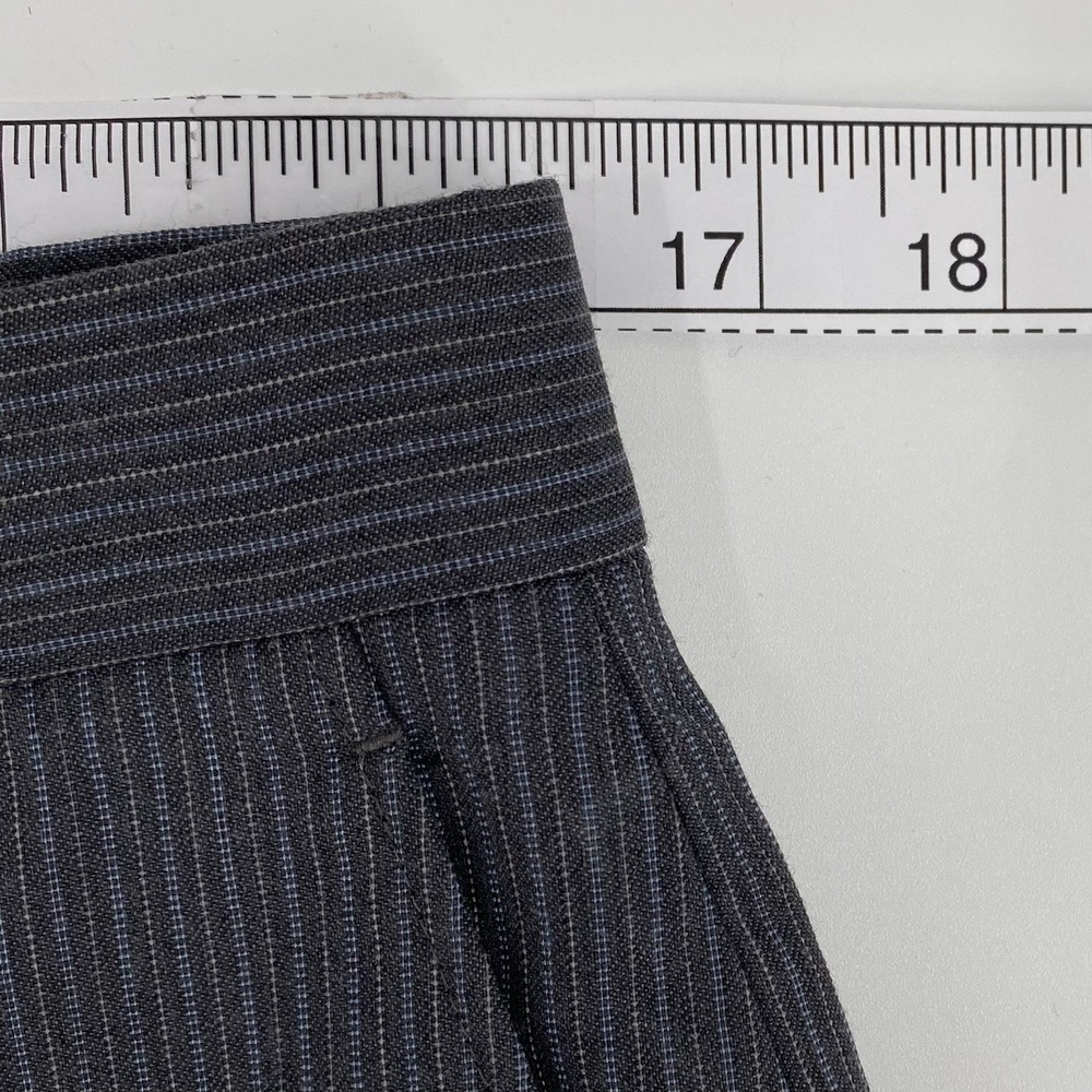 Jos. A. Bank Men's 40R* Slim Fit Two-Piece Suit Gray Pinstripe Blazer & Trousers - Picture 14 of 16
